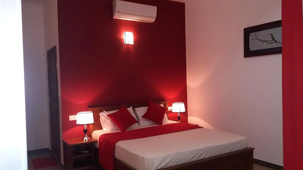 New Rani Inn Negombo