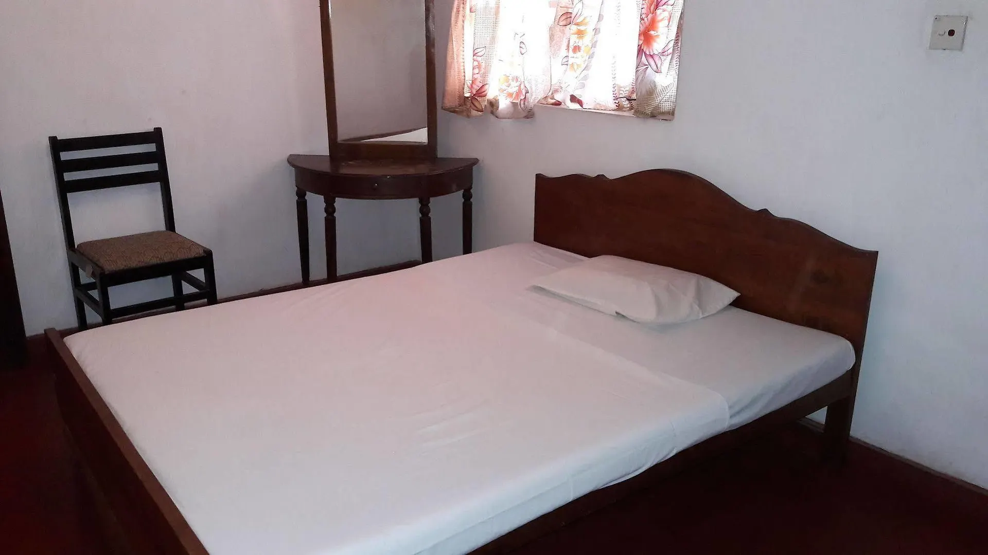 New Rani Inn Negombo