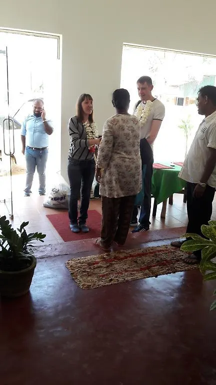 New Rani Inn Negombo